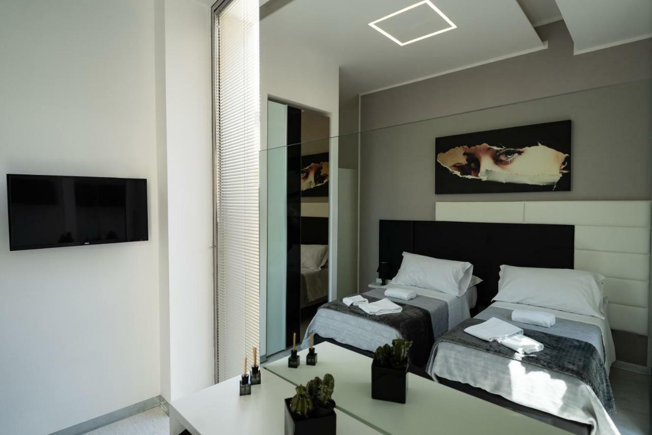 White Rooms ريجّو دي كالابريا المظهر الخارجي الصورة