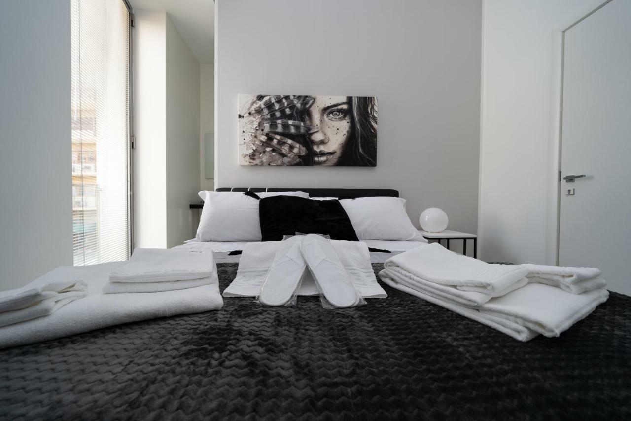 White Rooms ريجّو دي كالابريا المظهر الخارجي الصورة