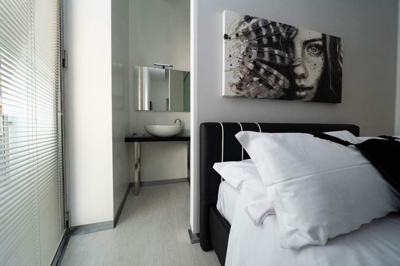 White Rooms ريجّو دي كالابريا المظهر الخارجي الصورة