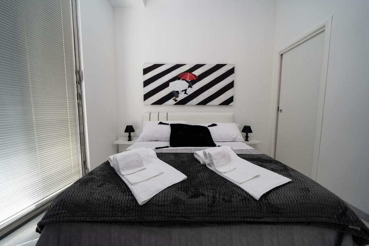 White Rooms ريجّو دي كالابريا المظهر الخارجي الصورة