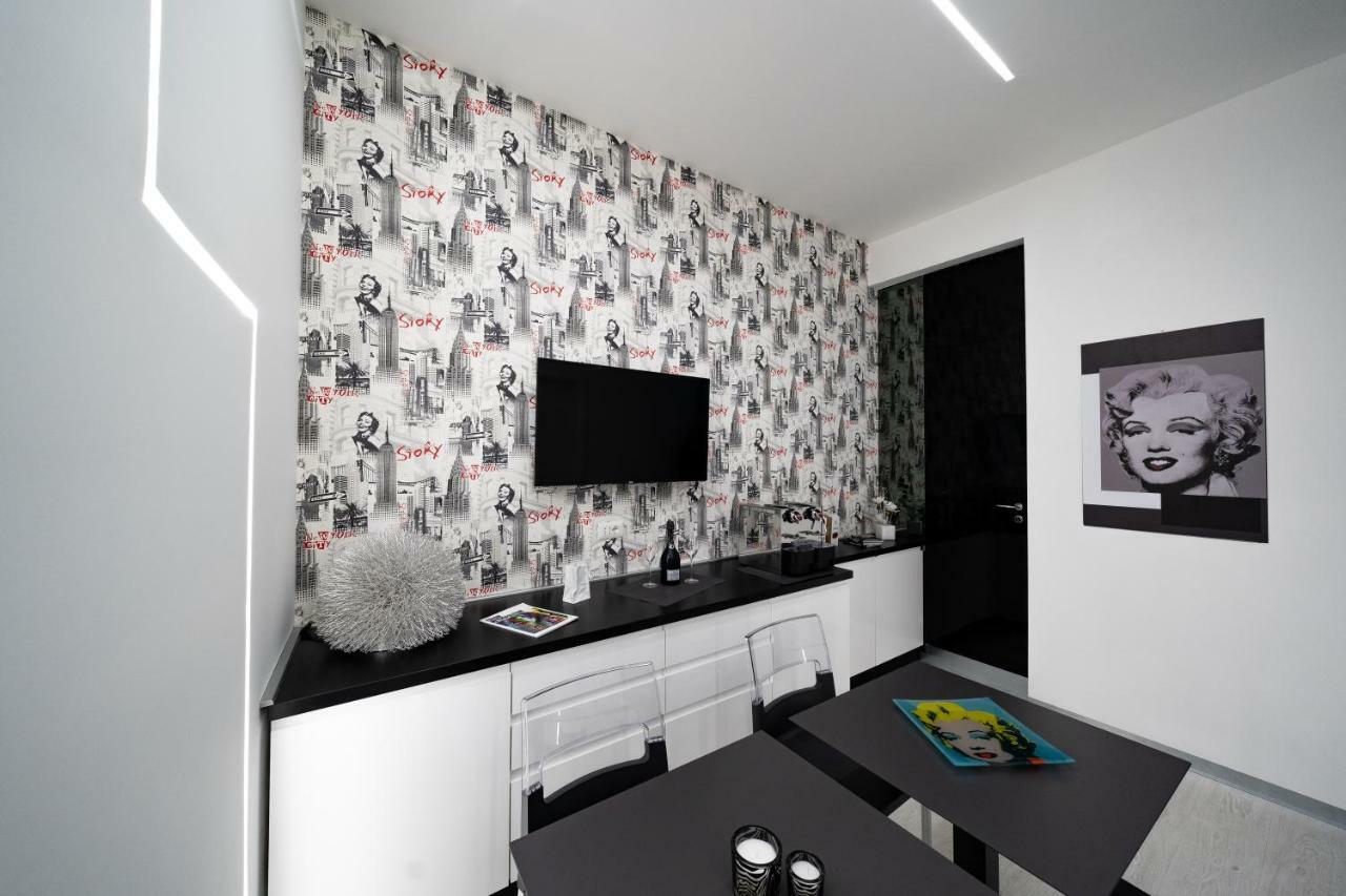 White Rooms ريجّو دي كالابريا المظهر الخارجي الصورة
