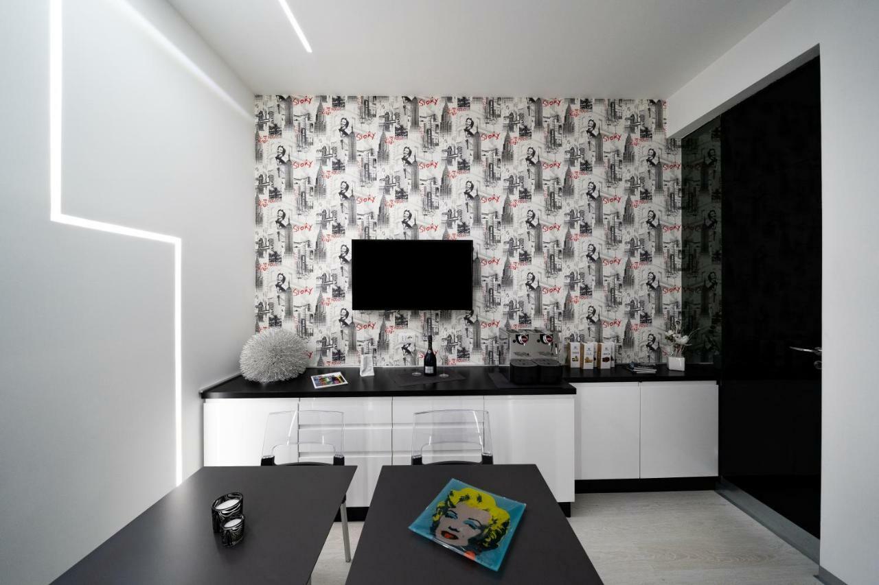 White Rooms ريجّو دي كالابريا المظهر الخارجي الصورة