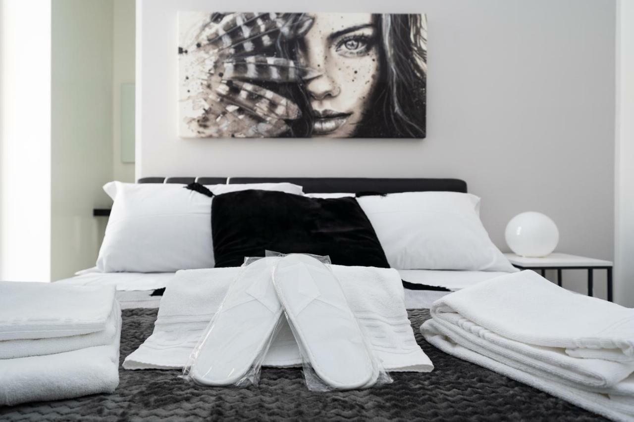 White Rooms ريجّو دي كالابريا المظهر الخارجي الصورة